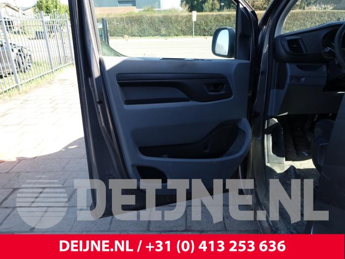 Citroen Jumpy 2.0 Blue HDI 120 Sloopvoertuig (2018, Donker, Grijs)