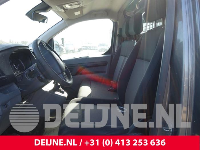 Citroen Jumpy 2.0 Blue HDI 120 Sloopvoertuig (2018, Donker, Grijs)