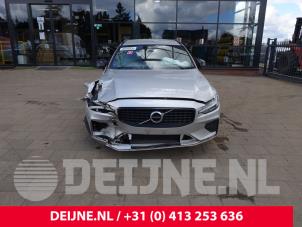 Volvo V60 19-