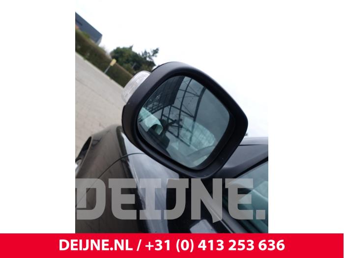Volvo C70 2.4 D5 20V Autom. Sloopvoertuig (2009, Zwart)