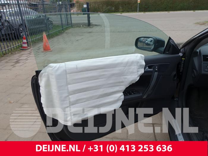 Volvo C70 2.4 D5 20V Autom. Sloopvoertuig (2009, Zwart)