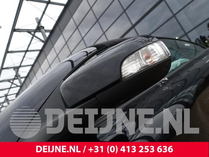 Volvo C70 2.4 D5 20V Autom. Sloopvoertuig (2009, Zwart)