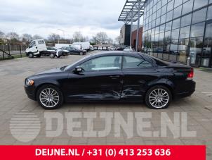 Volvo C70 06-