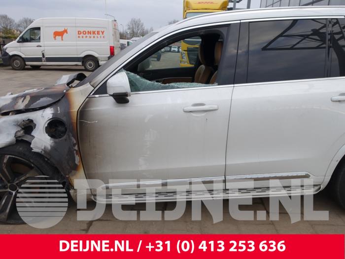 Volvo XC90 II 2.0 T8 16V eAWD Sloopvoertuig (2023, Wit)