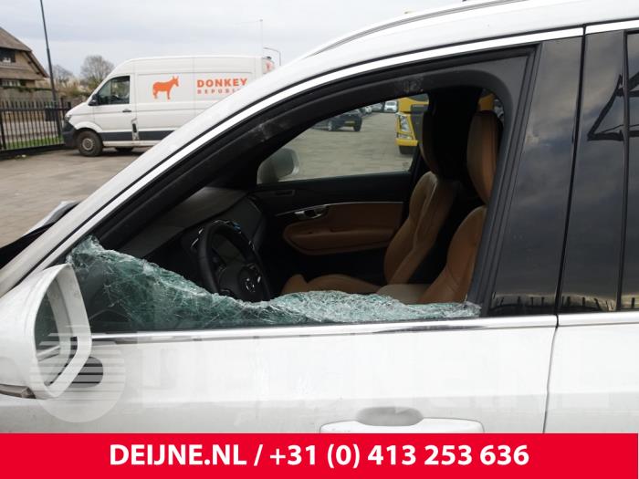 Volvo XC90 II 2.0 T8 16V eAWD Sloopvoertuig (2023, Wit)