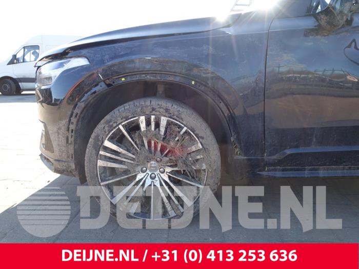 Volvo XC90 II 2.0 B5 16V Mild Hybrid AWD Sloopvoertuig (2020, Zwart)