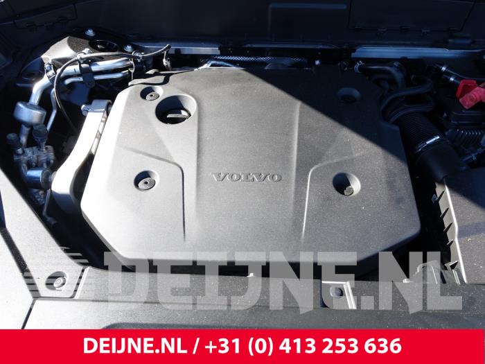 Volvo XC90 II 2.0 B5 16V Mild Hybrid AWD Sloopvoertuig (2020, Zwart)