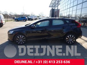 Volvo V40 12-