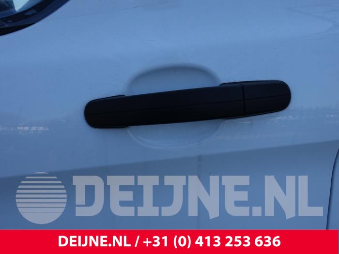 Ford Transit Custom 2.0 TDCi 16V Eco Blue 130 mHEV Sloopvoertuig (2023, Wit)