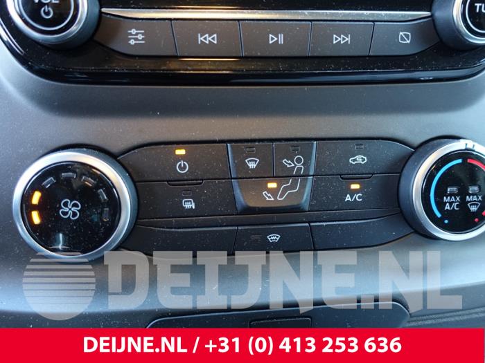 Ford Transit Custom 2.0 TDCi 16V Eco Blue 130 mHEV Sloopvoertuig (2023, Wit)