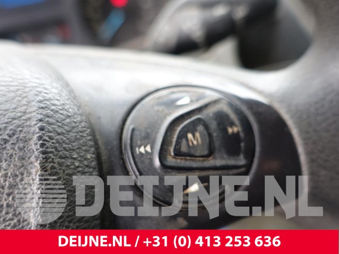 Ford Transit 2.0 TDCi 16V Eco Blue 130 RWD Sloopvoertuig (2017, Wit)