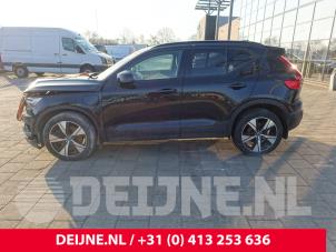 Volvo XC40 17-