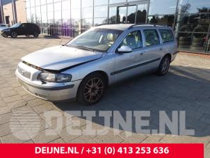 Volvo V70 01-