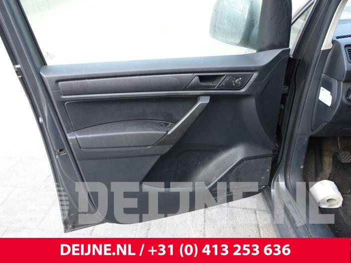 Volkswagen Caddy IV 2.0 TDI 102 Sloopvoertuig (2018, Donker, Grijs)