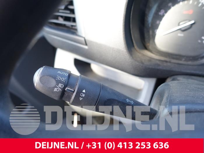 Peugeot Expert 2.0 Blue HDi 120 16V Sloopvoertuig (2019, Grijs)