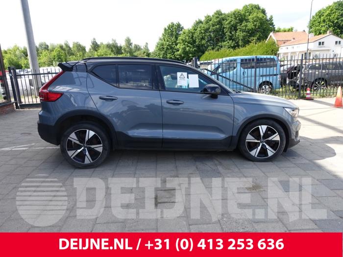 Volvo XC40 Recharge Twin 78/82 kWh Sloopvoertuig (2021, Grijs)