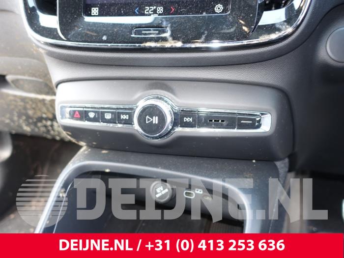 Volvo XC40 Recharge Twin 78/82 kWh Sloopvoertuig (2021, Grijs)