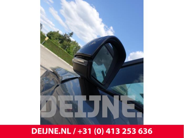 Volvo XC40 Recharge Twin 78/82 kWh Sloopvoertuig (2021, Grijs)