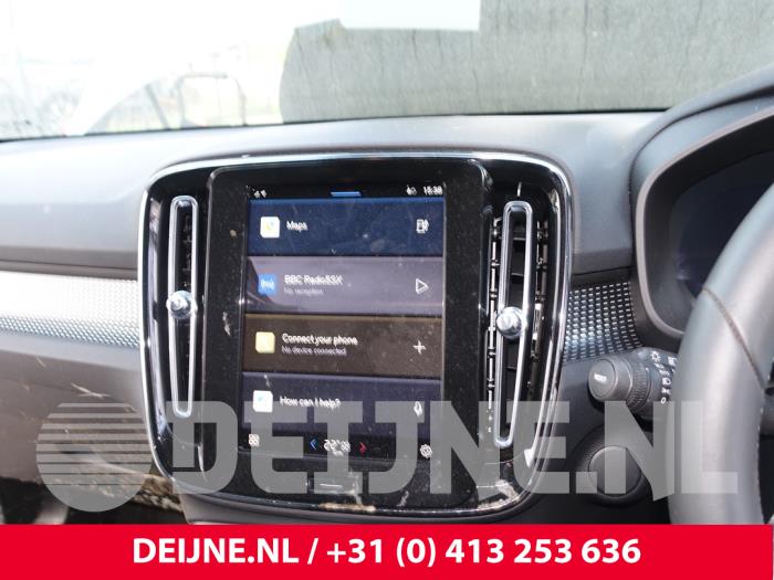 Volvo XC40 Recharge Twin 78/82 kWh Sloopvoertuig (2021, Grijs)