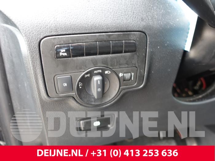 Mercedes Vito 2.2 114 CDI 16V Sloopvoertuig (2016, Blauw)