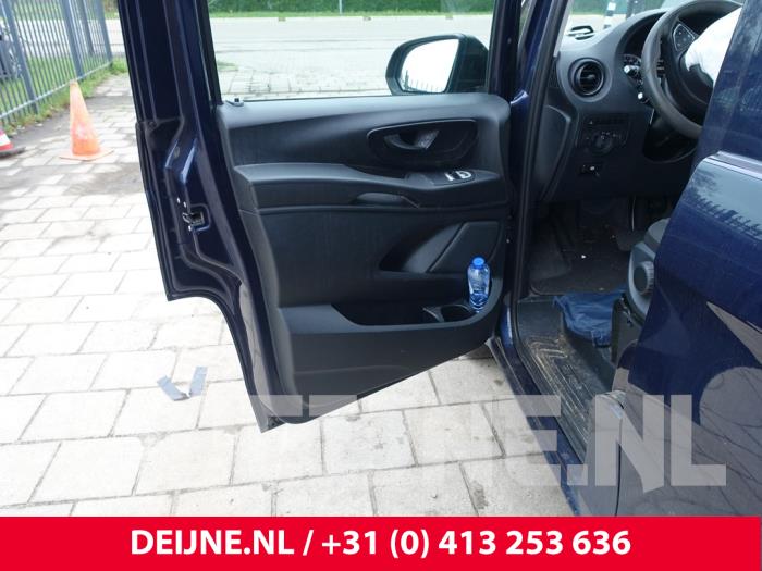 Mercedes Vito 2.2 114 CDI 16V Sloopvoertuig (2016, Blauw)