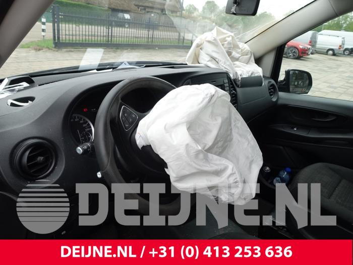 Mercedes Vito 2.2 114 CDI 16V Sloopvoertuig (2016, Blauw)