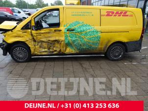 Mercedes Vito 14-