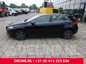 Volvo V40 12-