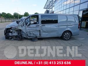 Mercedes Vito 14-