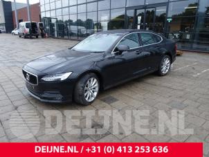Volvo S90 17-
