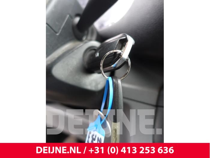 Citroen Jumpy 2.0 Blue HDI 120 Sloopvoertuig (2017, Wit)