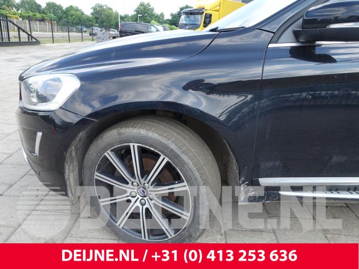 Volvo XC60 I 2.4 D4 20V AWD Sloopvoertuig (2015, Zwart)