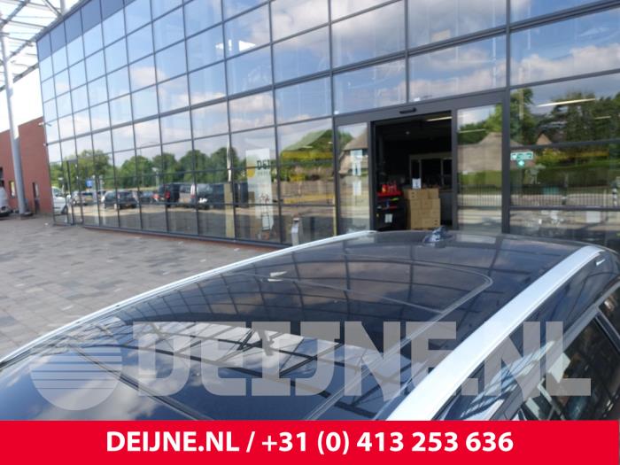 Volvo XC60 I 2.4 D4 20V AWD Sloopvoertuig (2015, Zwart)