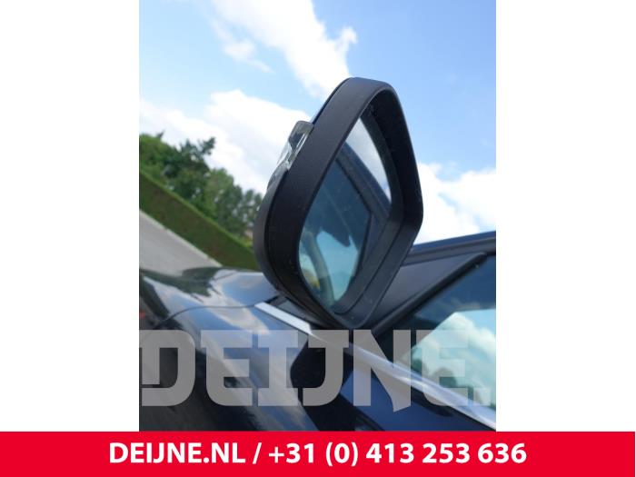 Volvo XC60 I 2.4 D4 20V AWD Sloopvoertuig (2015, Zwart)