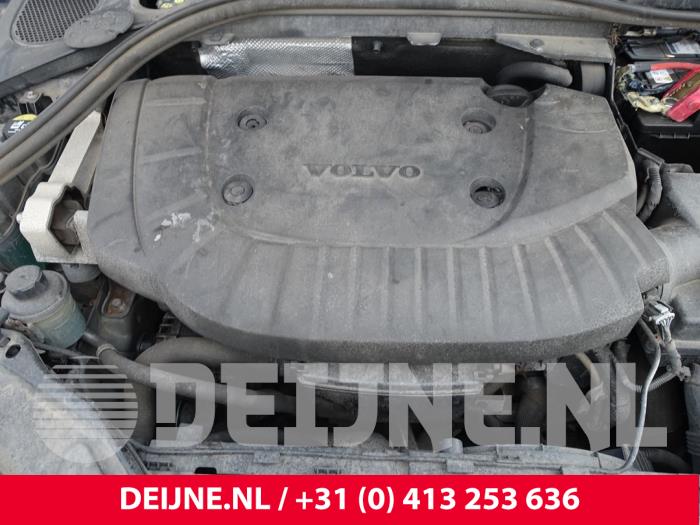 Volvo XC60 I 2.4 D4 20V AWD Sloopvoertuig (2015, Zwart)