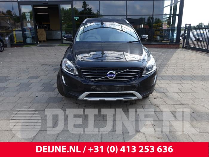 Volvo XC60 I 2.4 D4 20V AWD Sloopvoertuig (2015, Zwart)