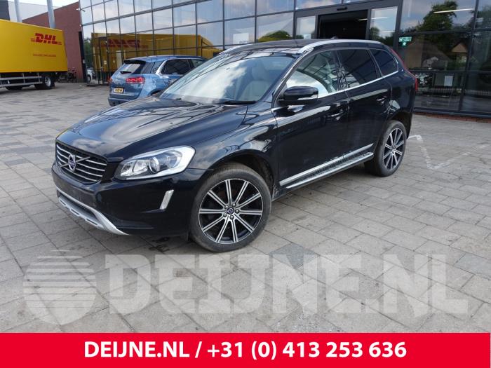 Volvo XC60 I 2.4 D4 20V AWD Sloopvoertuig (2015, Zwart)