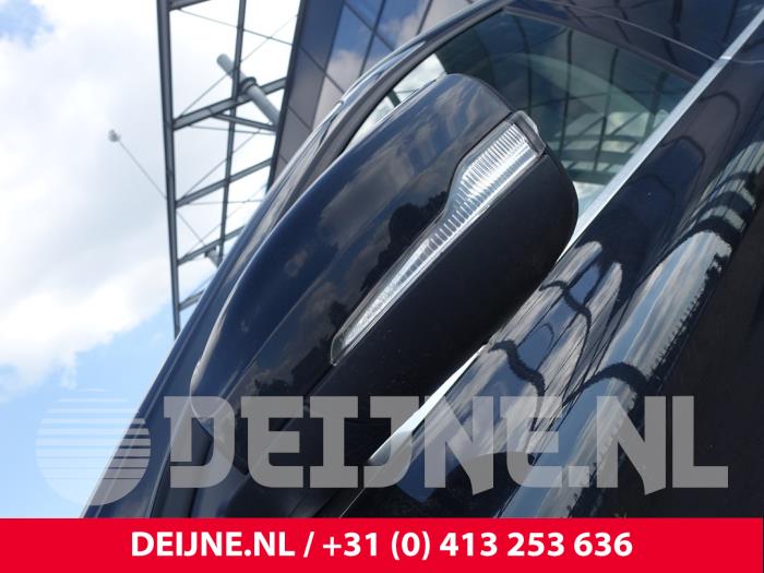 Volvo XC60 I 2.4 D4 20V AWD Sloopvoertuig (2015, Zwart)