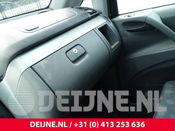 Mercedes Vito 2.2 115 CDI 16V Sloopvoertuig (2009, Graniet)