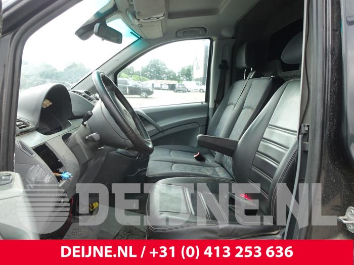 Mercedes Vito 2.2 115 CDI 16V Sloopvoertuig (2009, Graniet)