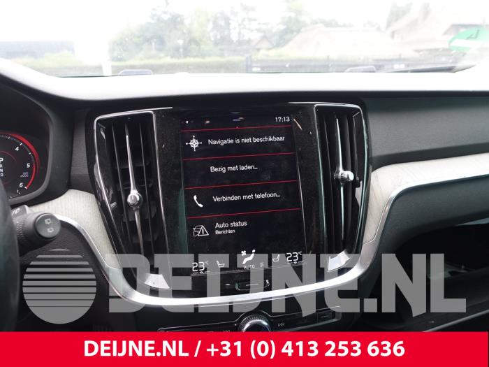 Volvo V60 II 2.0 D4 16V Sloopvoertuig (2019, Grijs)