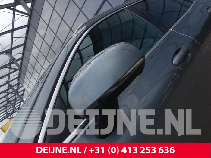Volvo V60 II 2.0 D4 16V Sloopvoertuig (2019, Grijs)