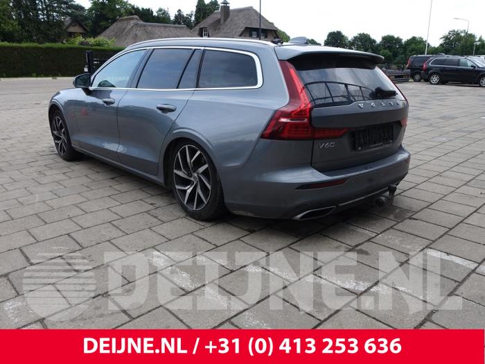 Volvo V60 II 2.0 D4 16V Sloopvoertuig (2019, Grijs)