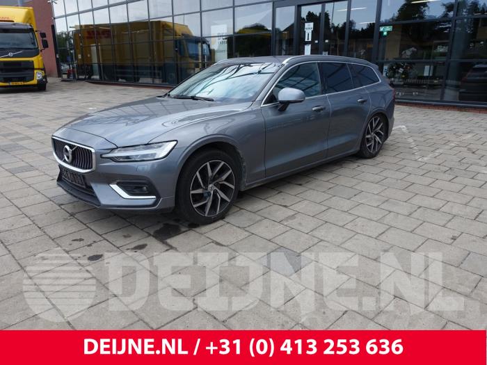 Volvo V60 II 2.0 D4 16V Sloopvoertuig (2019, Grijs)