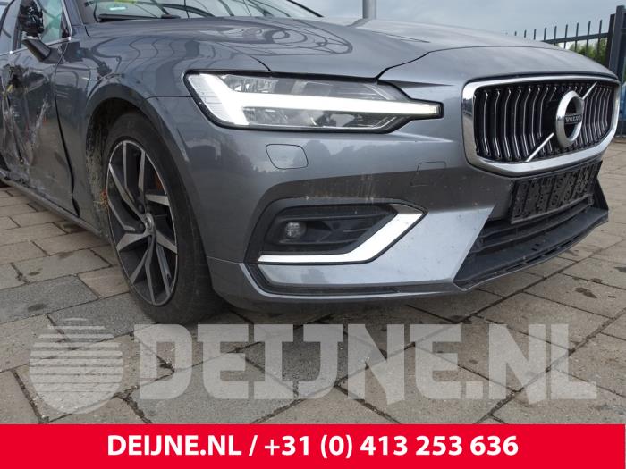 Volvo V60 II 2.0 D4 16V Sloopvoertuig (2019, Grijs)