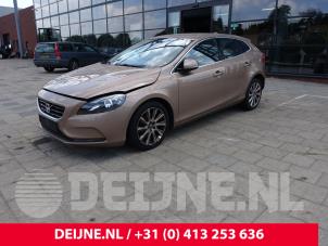 Volvo V40 12-