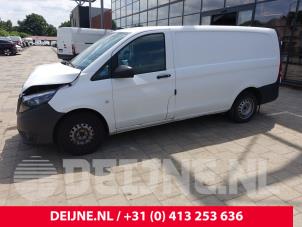 Mercedes Vito 14-