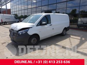 Mercedes Vito 14-