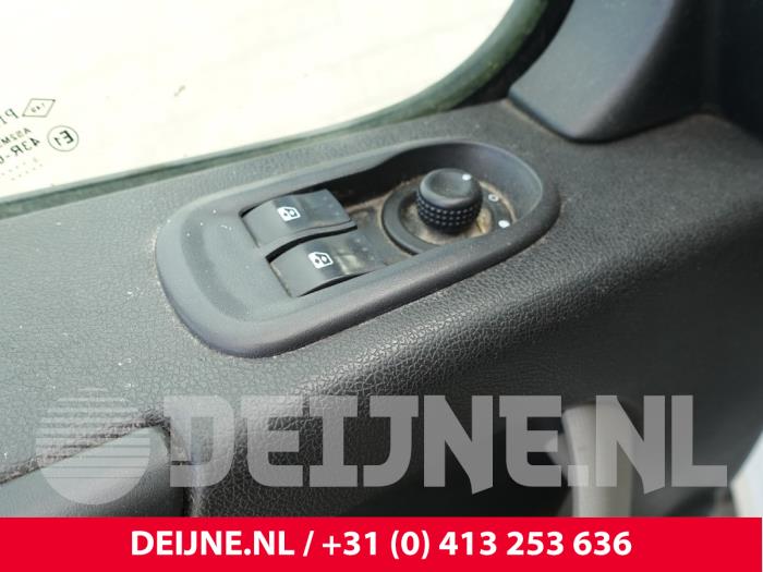 Renault Master III 2.3 dCi 125 16V FWD Sloopvoertuig (2015, Wit)