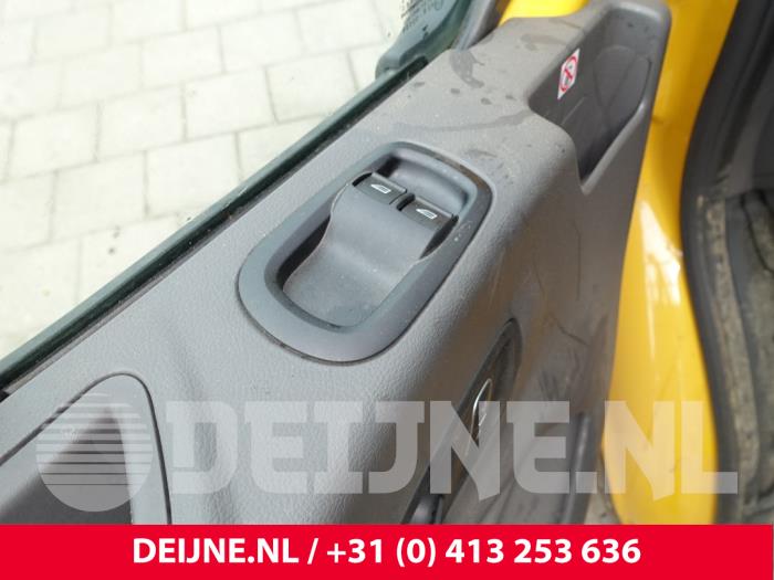 Ford Transit 2.0 TDCi 16V Eco Blue 165 RWD Sloopvoertuig (2024, Geel)